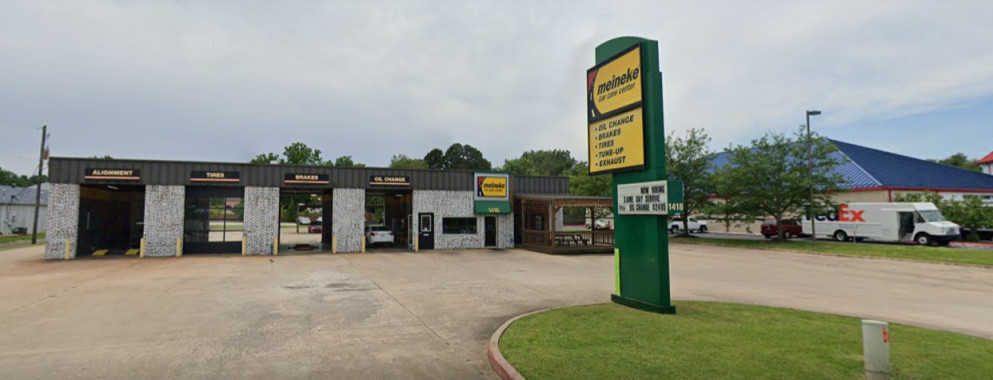 Meineke Car care center in Rogers Arkansas