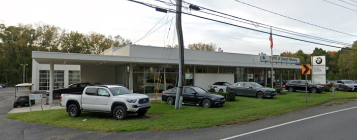 BMW of South Albany Service Center in NY, USA
