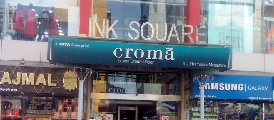 Croma Store Link Square Mall Bandra West Mumbai